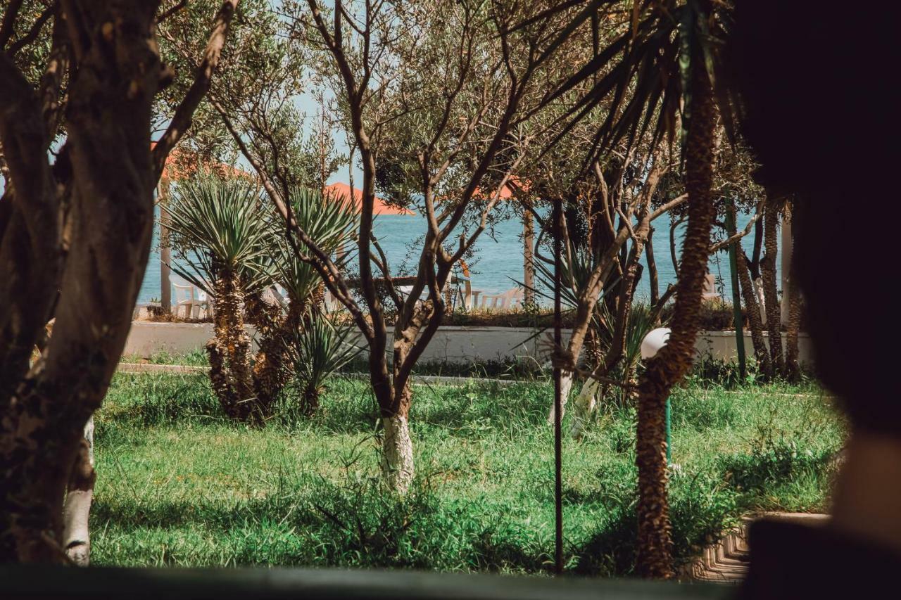 Mavi Dalga Beach Hotel Lökbatan Kültér fotó